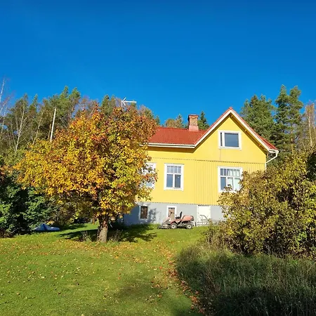 Lägenhet And By The Sea