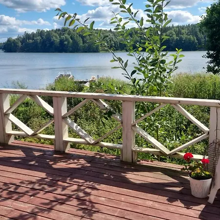 Lägenhet And By The Sea Sunnanberg