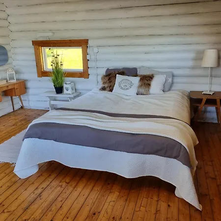 And By The Sea Apartamento Sunnanberg