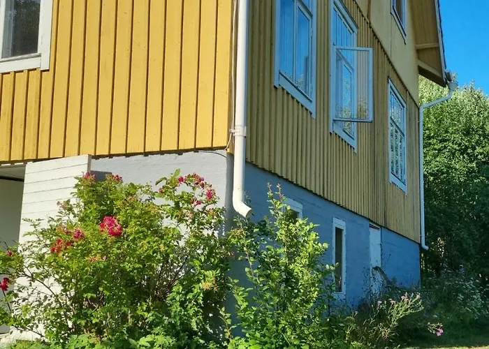 And By The Sea Apartamento Sunnanberg