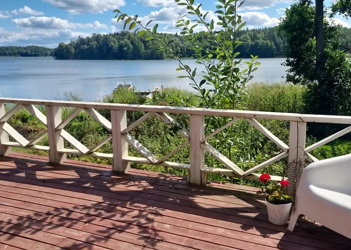 Apartamento And By The Sea Sunnanberg